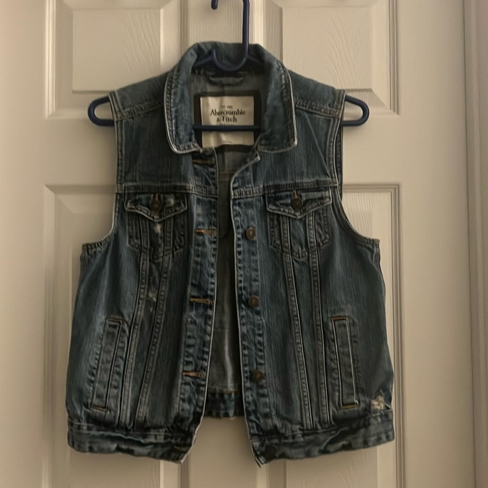 Abercombie & Fitch Jean Vest